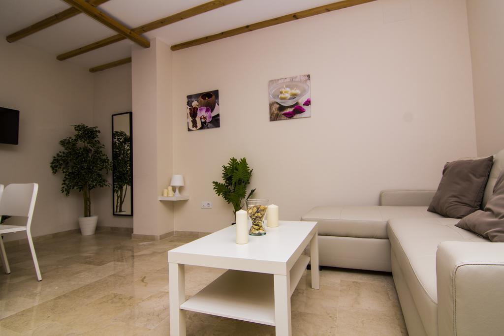Apartamentos Centro Puerto De Santa Maria El Puerto de Santa María Dış mekan fotoğraf