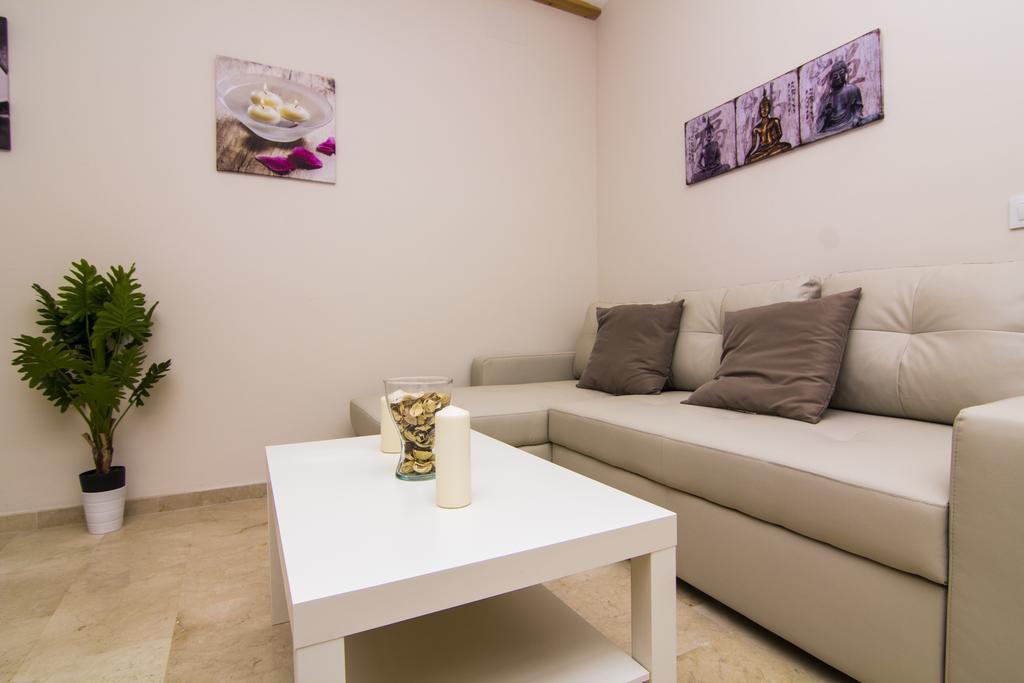 Apartamentos Centro Puerto De Santa Maria El Puerto de Santa María Dış mekan fotoğraf