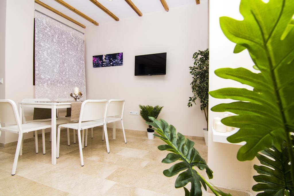 Apartamentos Centro Puerto De Santa Maria El Puerto de Santa María Dış mekan fotoğraf